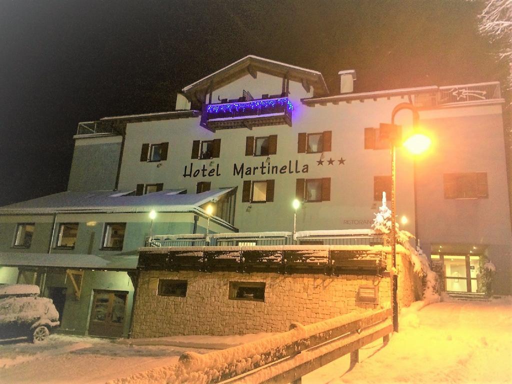 Hotel Martinella Folgaria Eksteriør bilde
